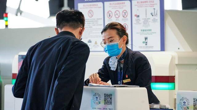 香港机场迈向智能化与高效化的航空枢纽最新动态